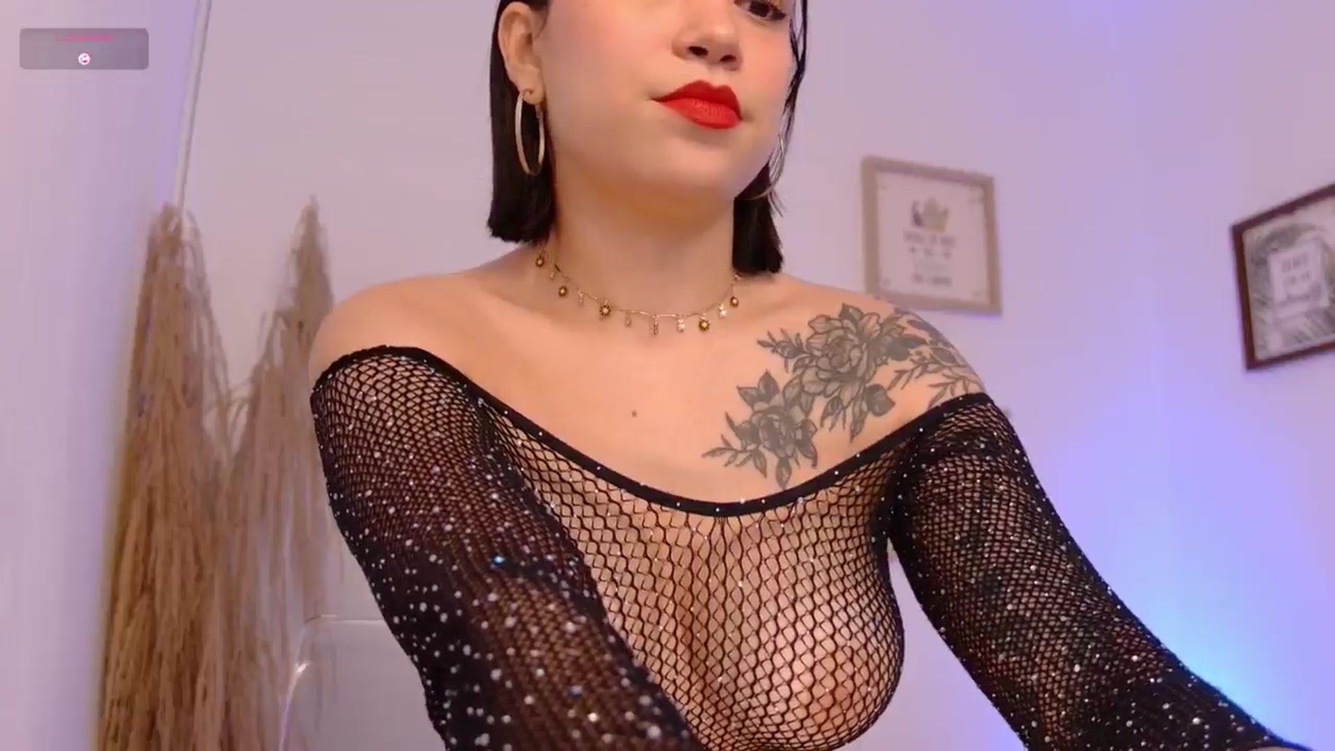 Gallery image thumbnail from angel_sweet9's myfreecams stream on, 01/21/2025, 14:49 image 16 of 20