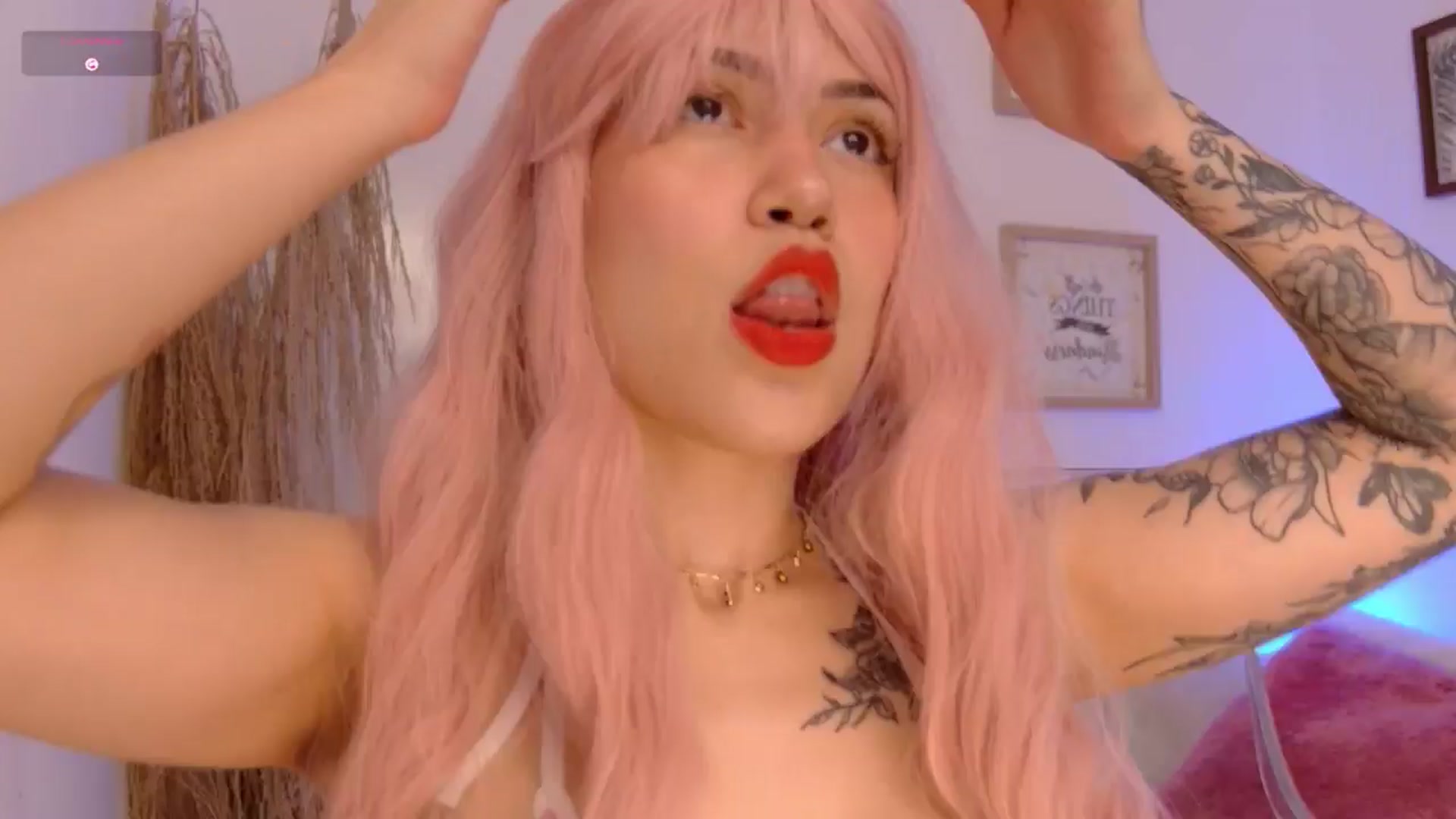 Gallery image thumbnail from angel_sweet9's myfreecams stream on, 01/21/2025, 15:56 image 16 of 20