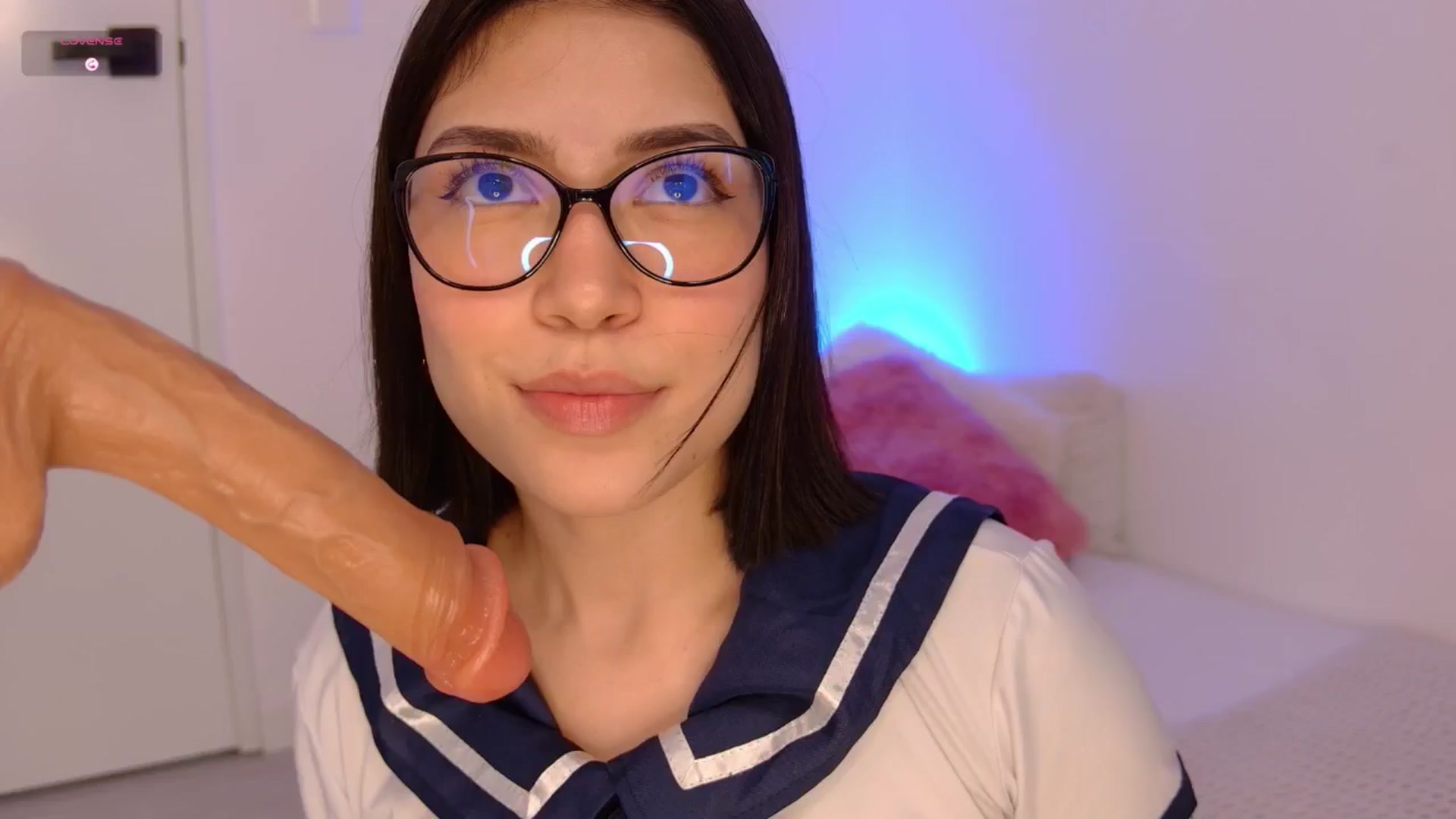 Gallery image thumbnail from angel_sweet9's myfreecams stream on, 01/24/2025, 19:15 image 5 of 20