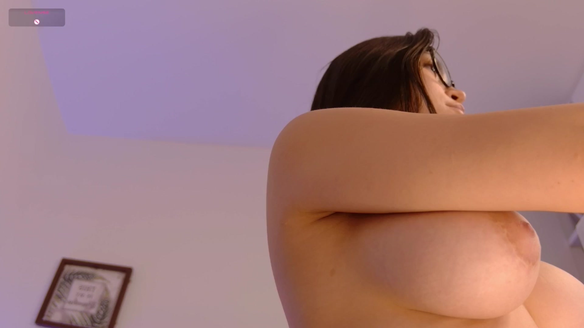 Gallery image thumbnail from angel_sweet9's myfreecams stream on, 02/06/2025, 21:12 image 15 of 20