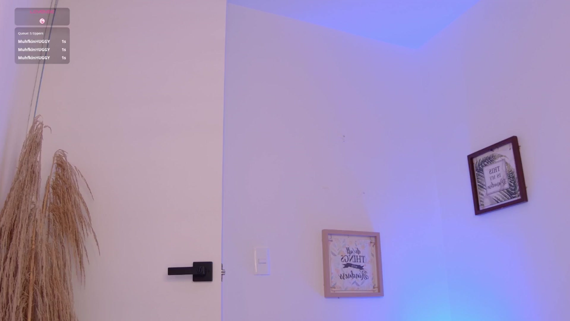 Gallery image thumbnail from angel_sweet9's myfreecams stream on, 02/21/2025, 18:19 image 4 of 20