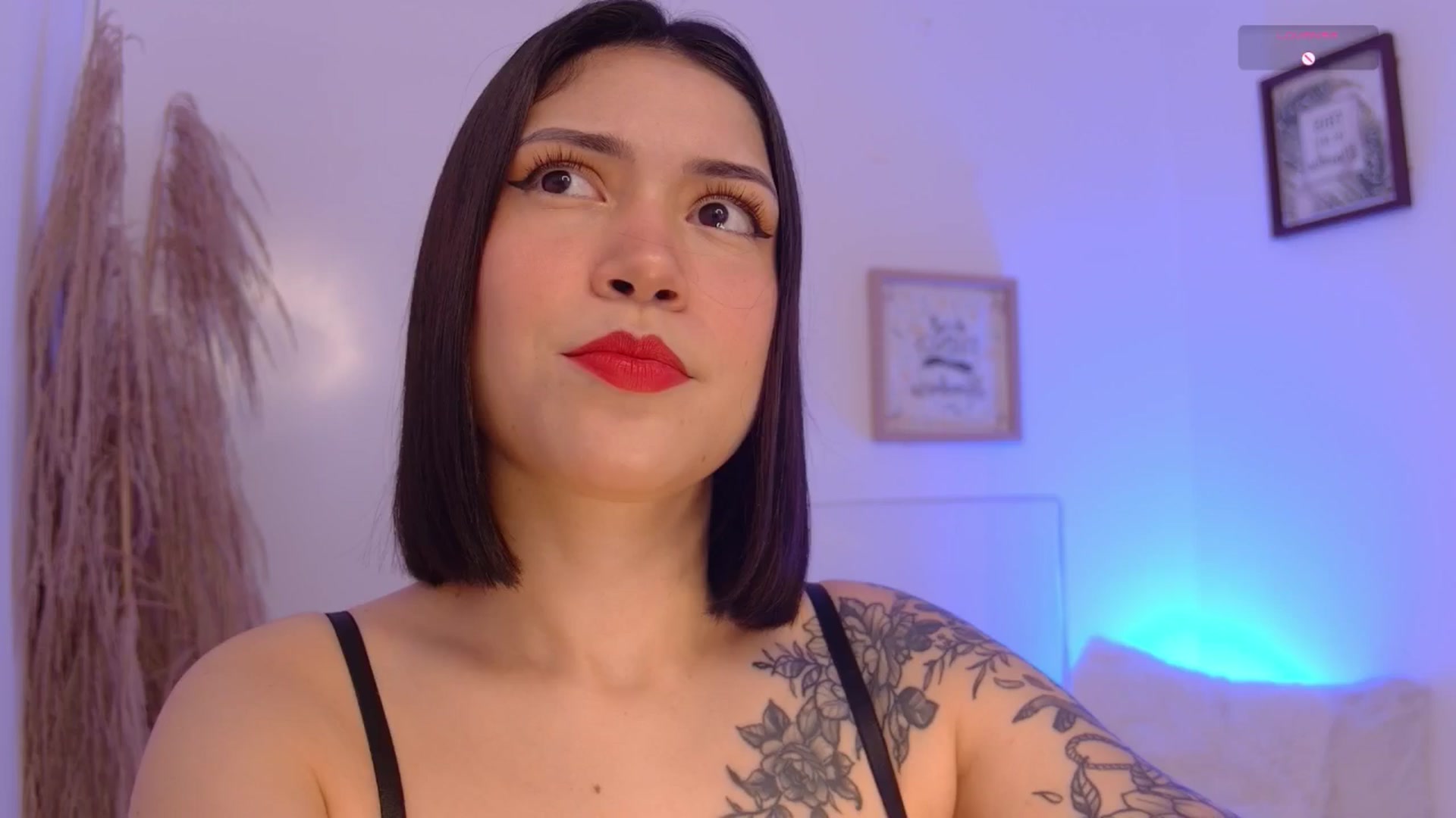Gallery image thumbnail from angel_sweet9's myfreecams stream on, 03/01/2025, 13:28 image 14 of 20