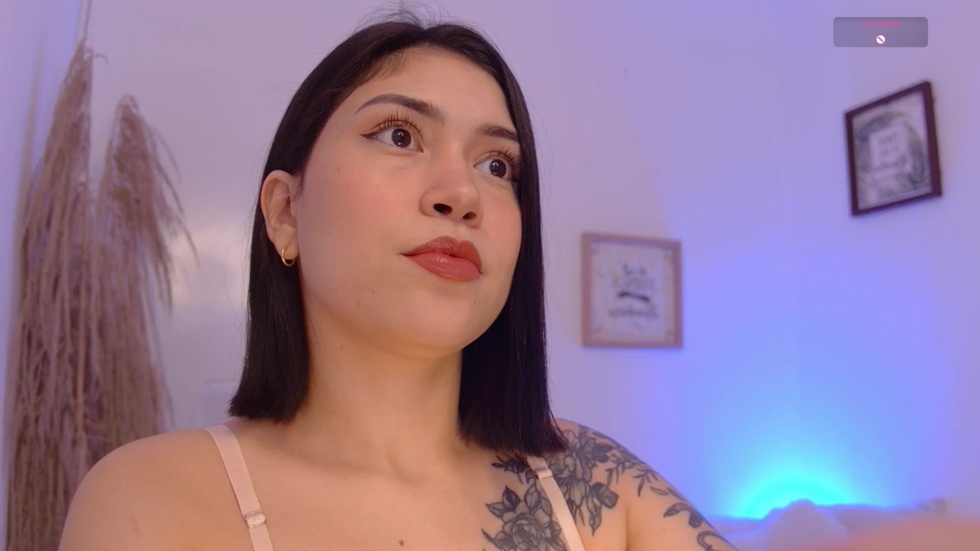 Gallery image thumbnail from angel_sweet9's myfreecams stream on, 03/13/2025, 15:36 image 8 of 20