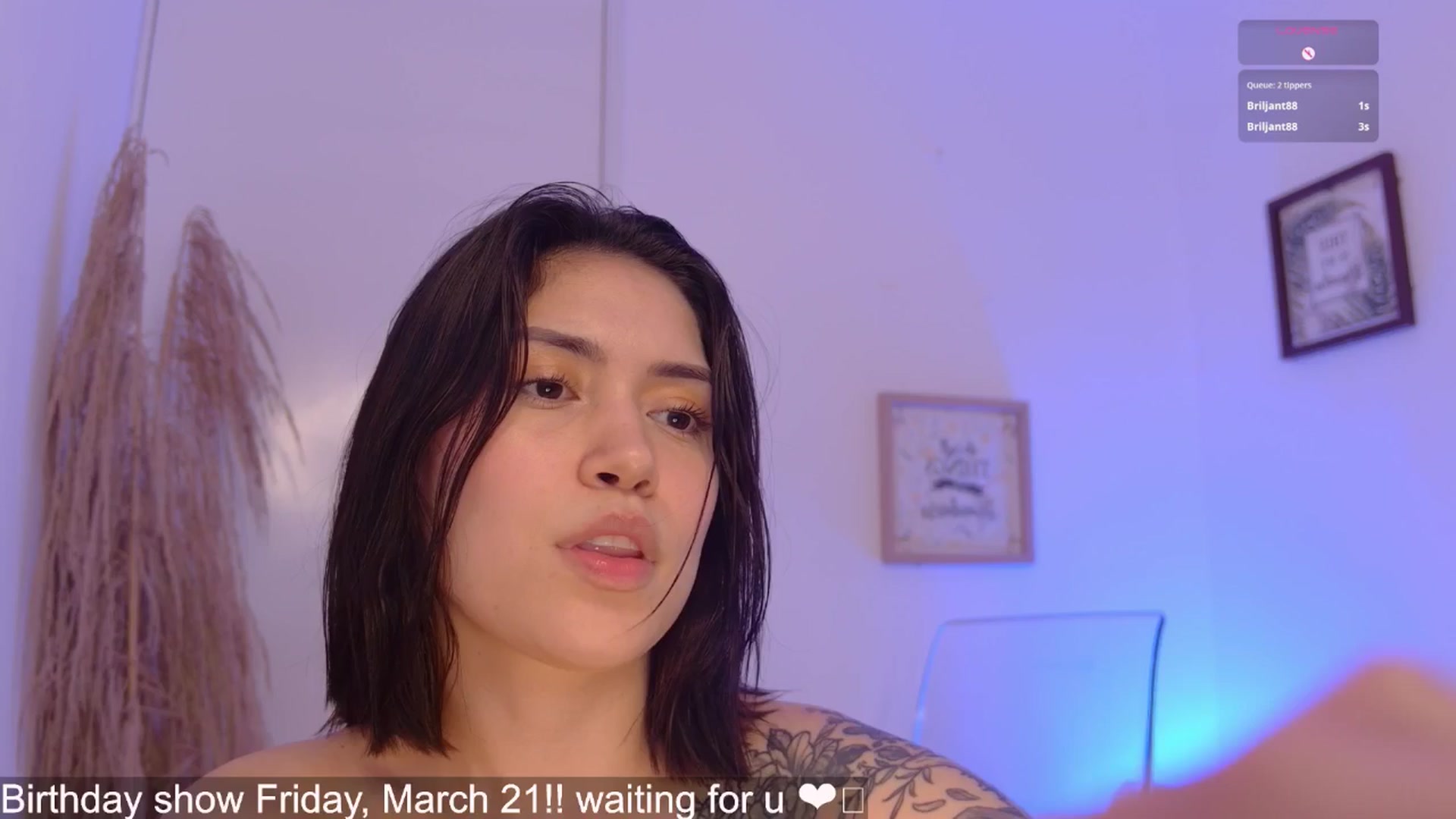 Gallery image thumbnail from angel_sweet9's myfreecams stream on, 03/17/2025, 18:32 image 10 of 20