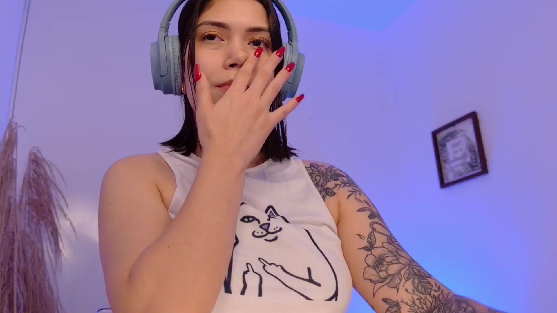 Gallery image thumbnail from angel_sweet9's myfreecams stream on, 04/03/2025, 24:22 image 7 of 20