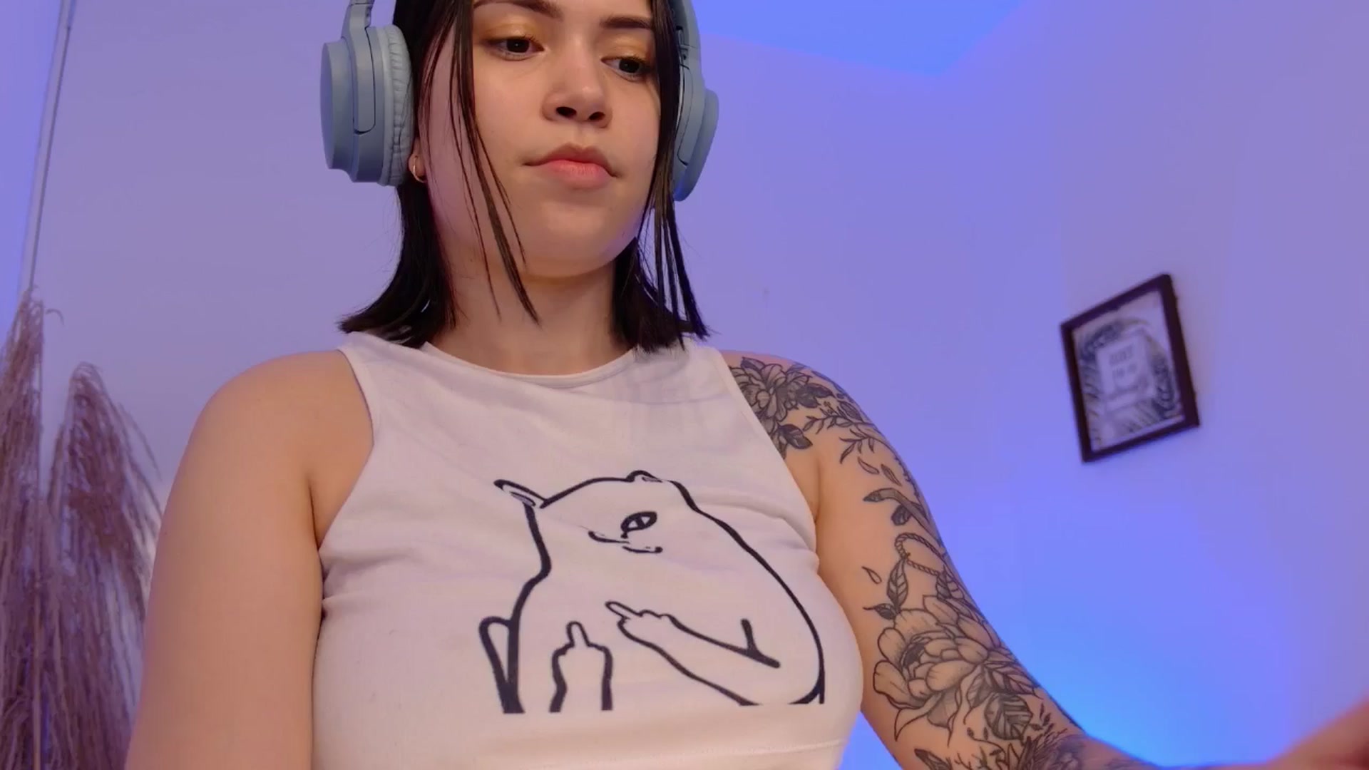 Gallery image thumbnail from angel_sweet9's myfreecams stream on, 04/03/2025, 24:22 image 6 of 20