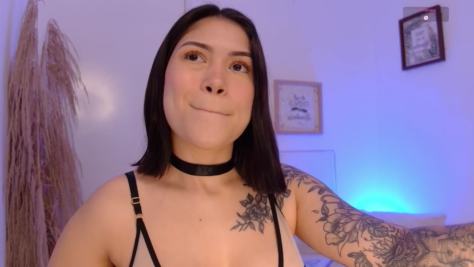 Gallery image thumbnail from angel_sweet9's myfreecams stream on, 04/09/2025, 15:57 image 1 of 20