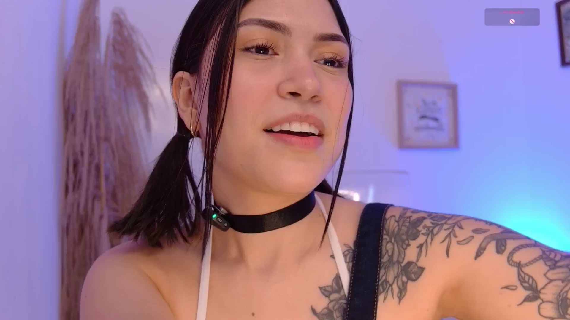 Gallery image thumbnail from angel_sweet9's myfreecams stream on, 04/14/2025, 15:32 image 5 of 20