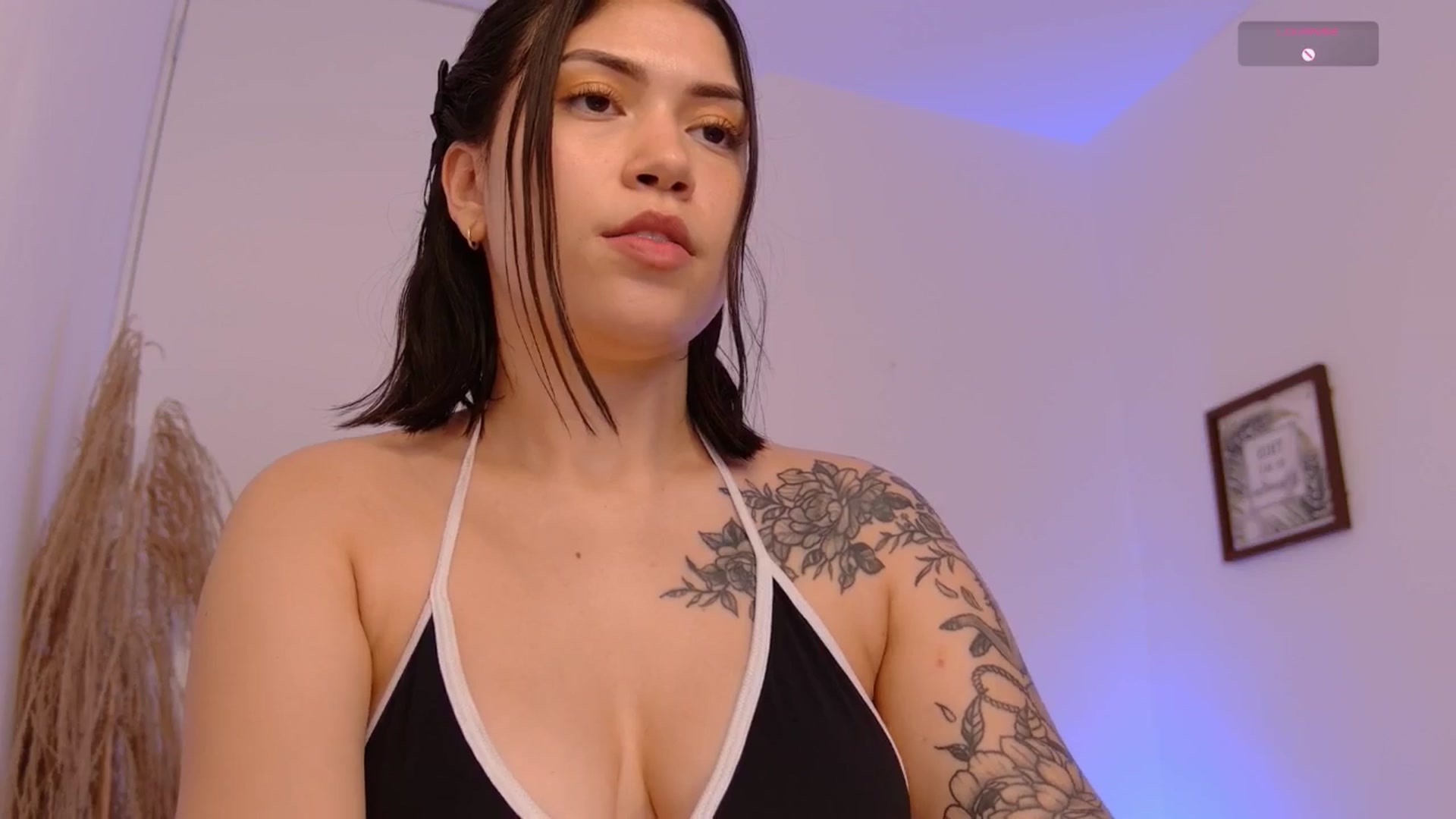 Gallery image thumbnail from angel_sweet9's myfreecams stream on, 04/17/2025, 16:19 image 13 of 20
