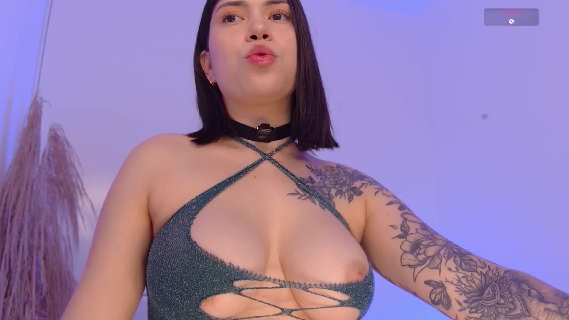 Gallery image thumbnail from angel_sweet9's myfreecams stream on, 04/23/2025, 15:18 image 9 of 20