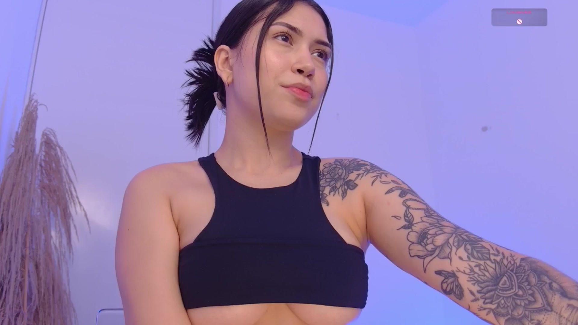Gallery image thumbnail from angel_sweet9's myfreecams stream on, 04/24/2025, 15:55 image 10 of 20