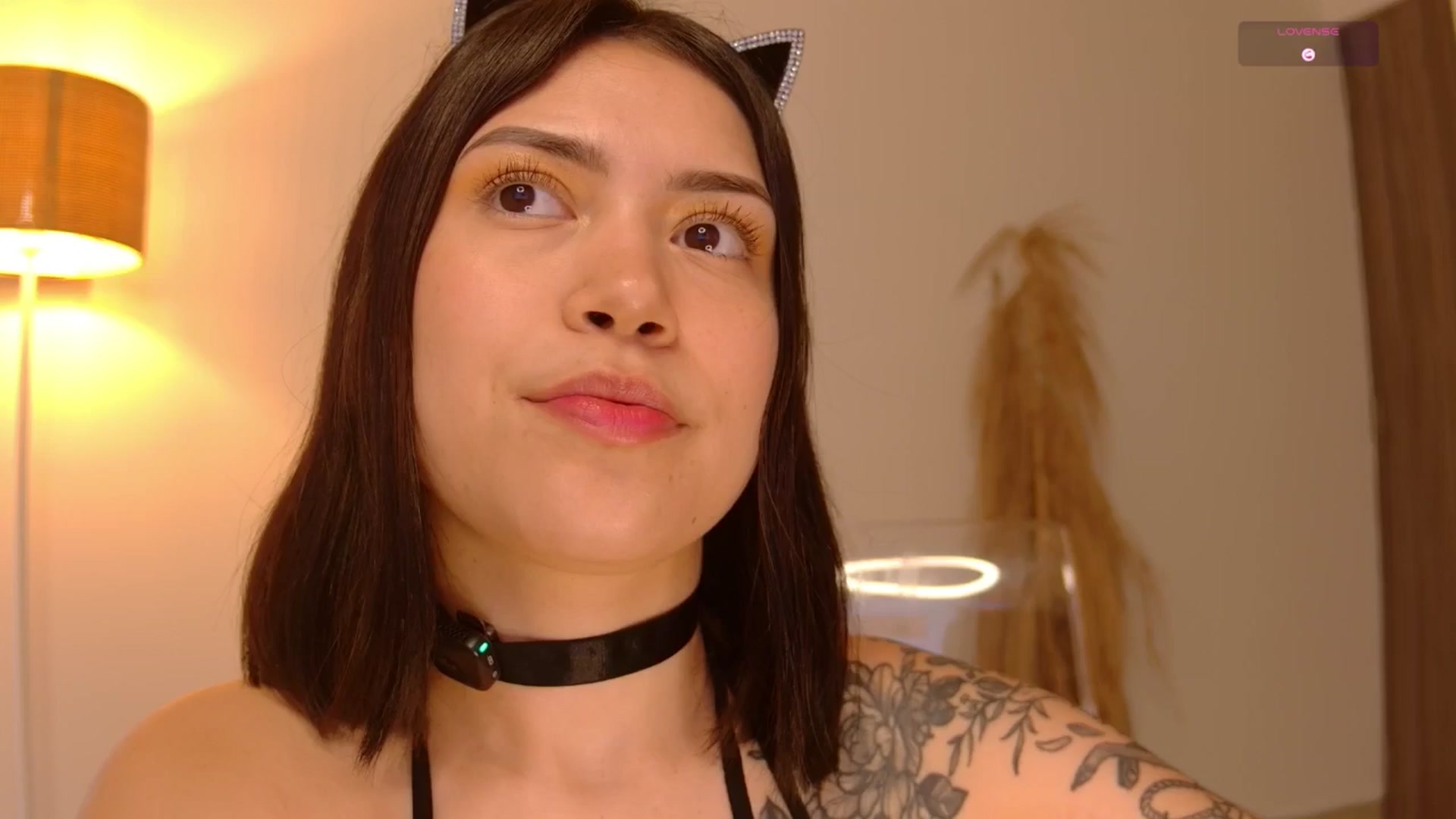 Gallery image thumbnail from angel_sweet9's myfreecams stream on, 05/03/2025, 19:15 image 1 of 20