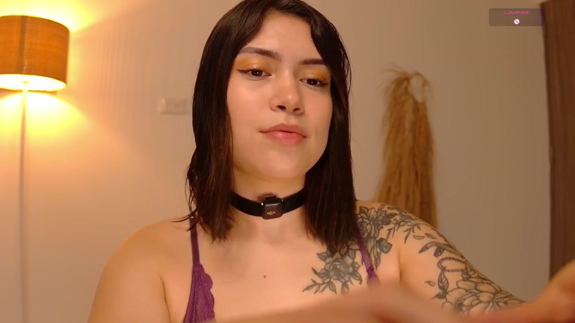 Gallery image thumbnail from angel_sweet9's myfreecams stream on, 05/13/2025, 14:06 image 14 of 20