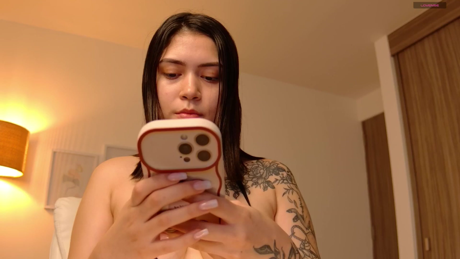 Gallery image thumbnail from angel_sweet9's myfreecams stream on, 06/02/2025, 22:20 image 19 of 20