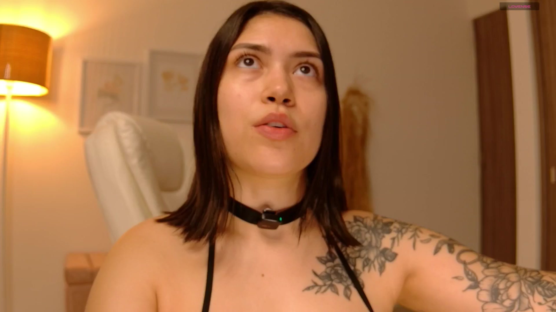 Gallery image thumbnail from angel_sweet9's myfreecams stream on, 06/02/2025, 22:20 image 7 of 20