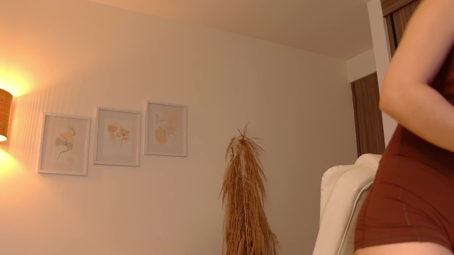 Gallery image thumbnail from angel_sweet9's myfreecams stream on, 06/07/2025, 17:28 image 3 of 20