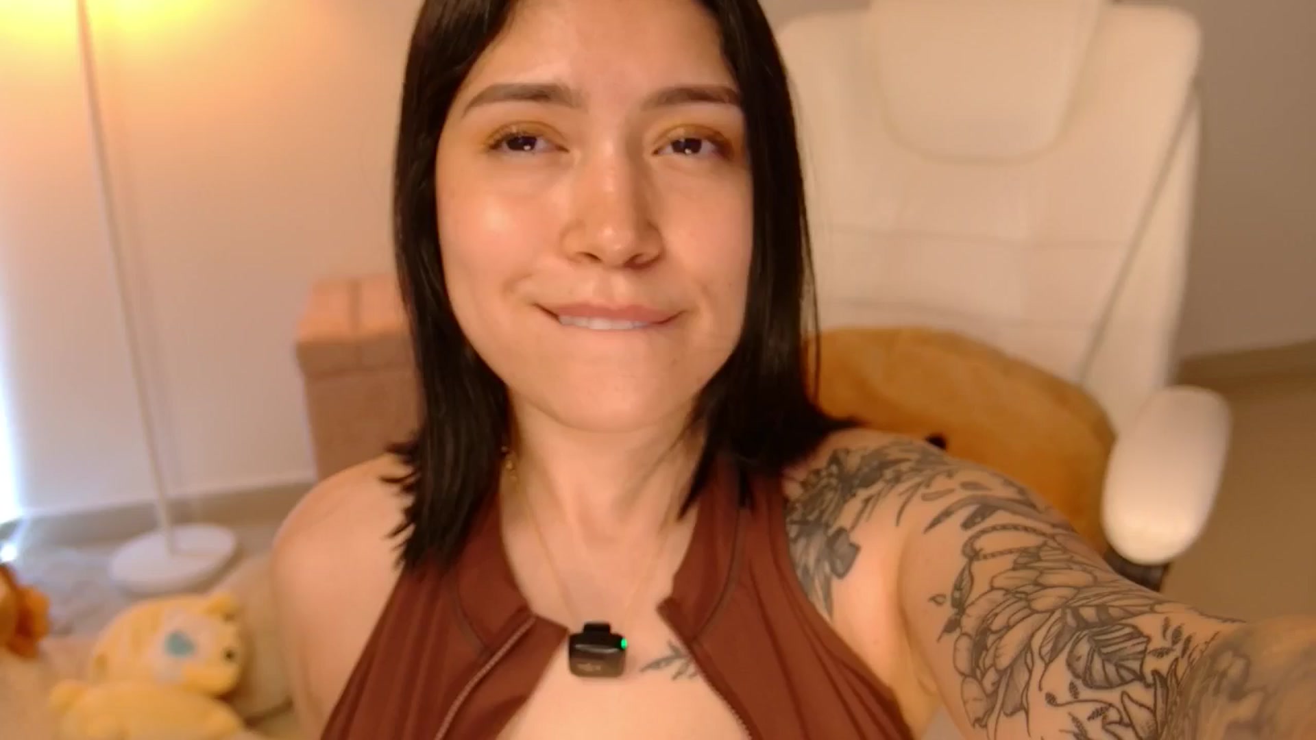 Gallery image thumbnail from angel_sweet9's myfreecams stream on, 06/07/2025, 17:28 image 6 of 20