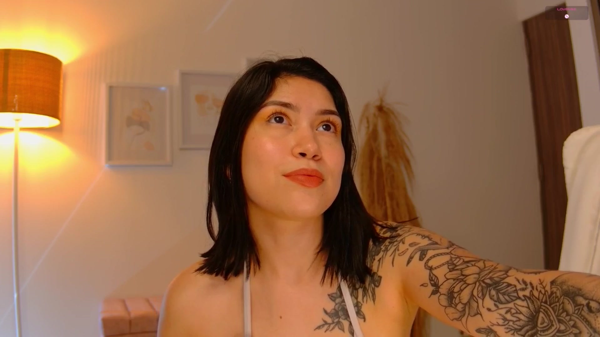 Gallery image thumbnail from angel_sweet9's myfreecams stream on, 06/18/2025, 15:29 image 2 of 20
