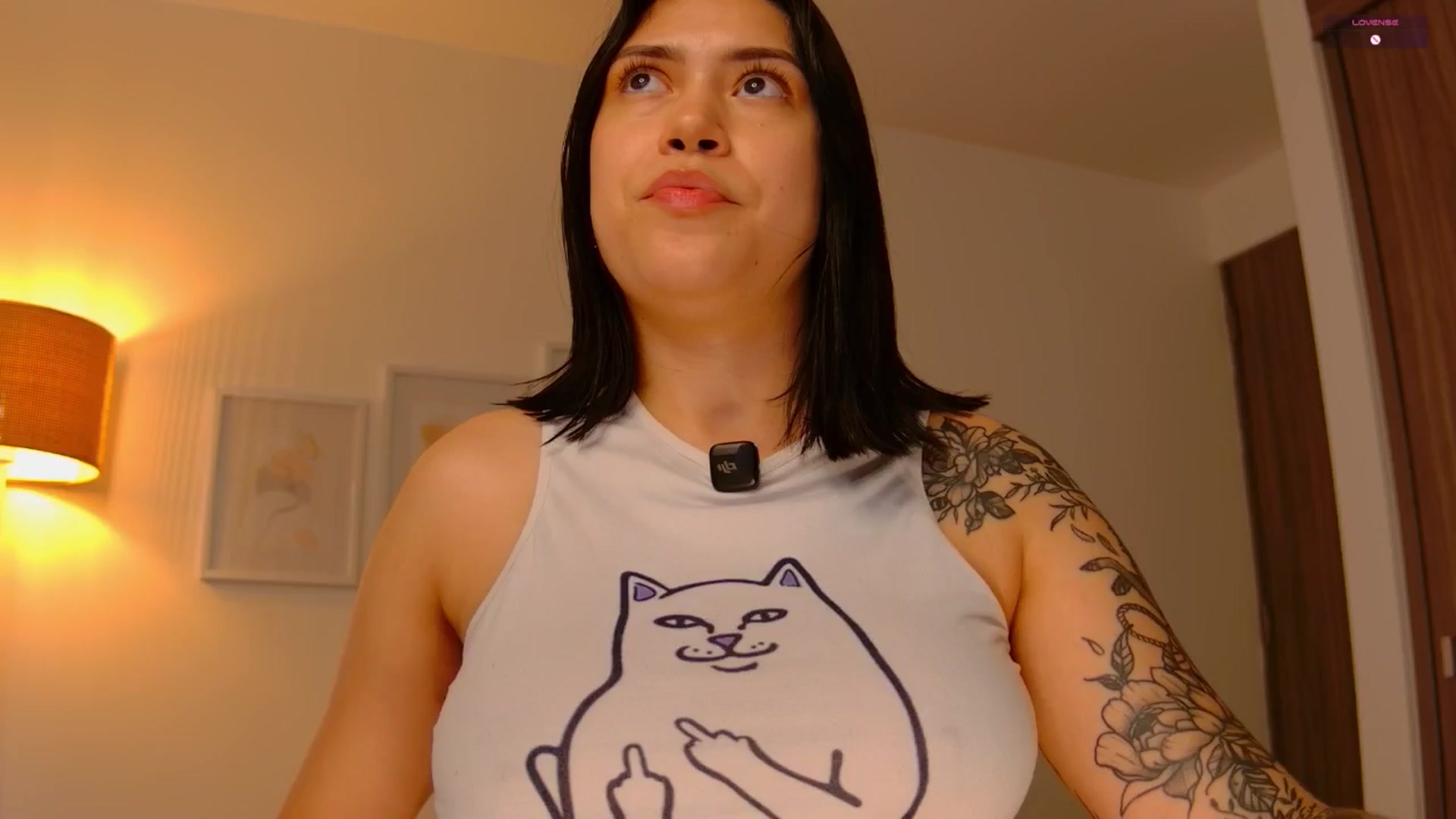 Gallery image thumbnail from angel_sweet9's myfreecams stream on, 06/18/2025, 17:06 image 4 of 20