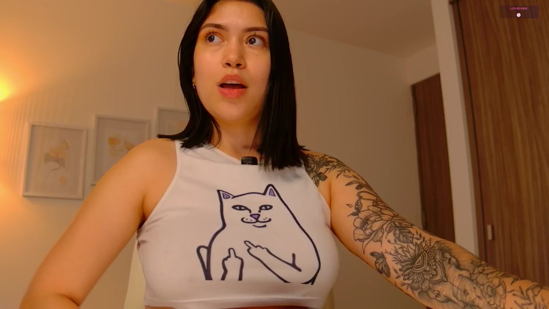 Gallery image thumbnail from angel_sweet9's myfreecams stream on, 06/18/2025, 17:06 image 7 of 20