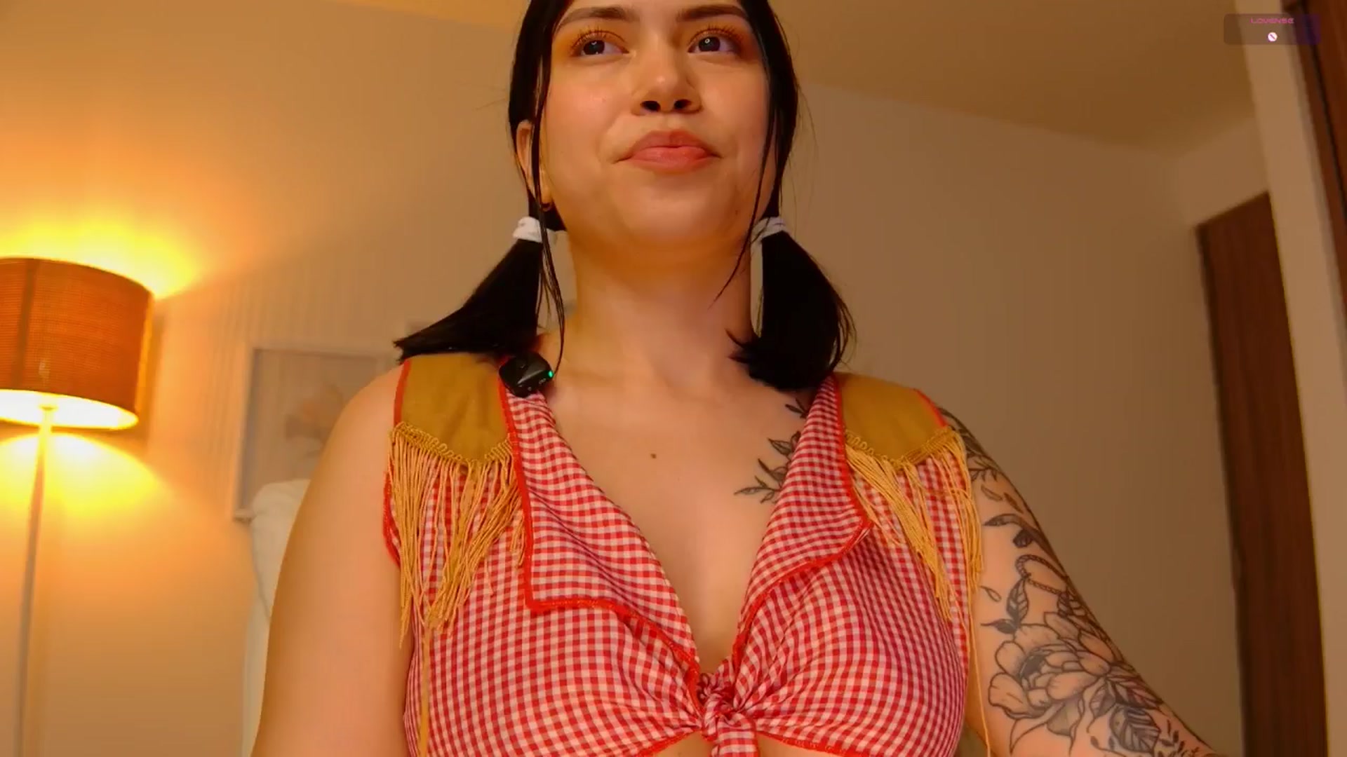 Gallery image thumbnail from angel_sweet9's myfreecams stream on, 06/21/2025, 15:58 image 10 of 20