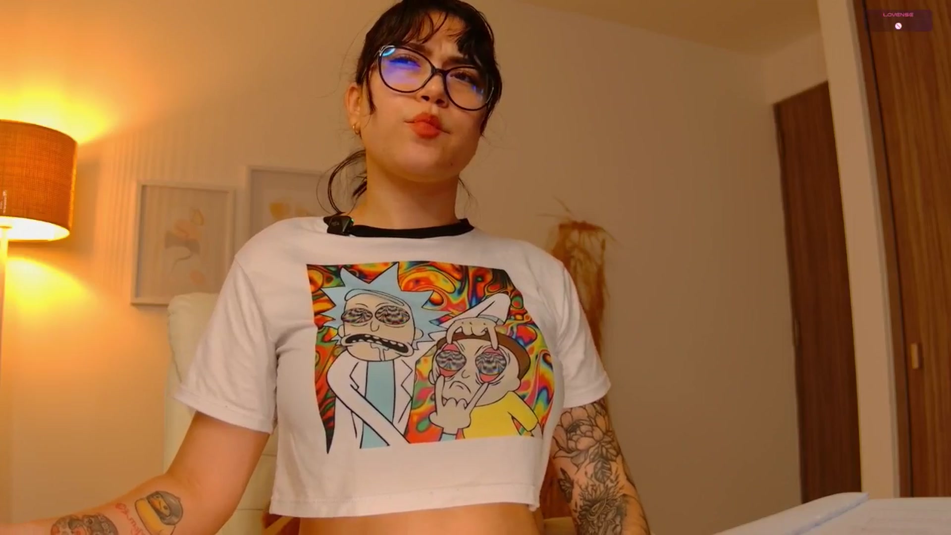 Gallery image thumbnail from angel_sweet9's myfreecams stream on, 07/06/2025, 22:34 image 13 of 20