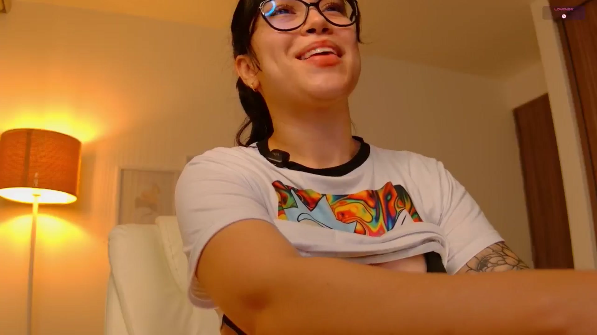 Gallery image thumbnail from angel_sweet9's myfreecams stream on, 07/06/2025, 22:50 image 16 of 20