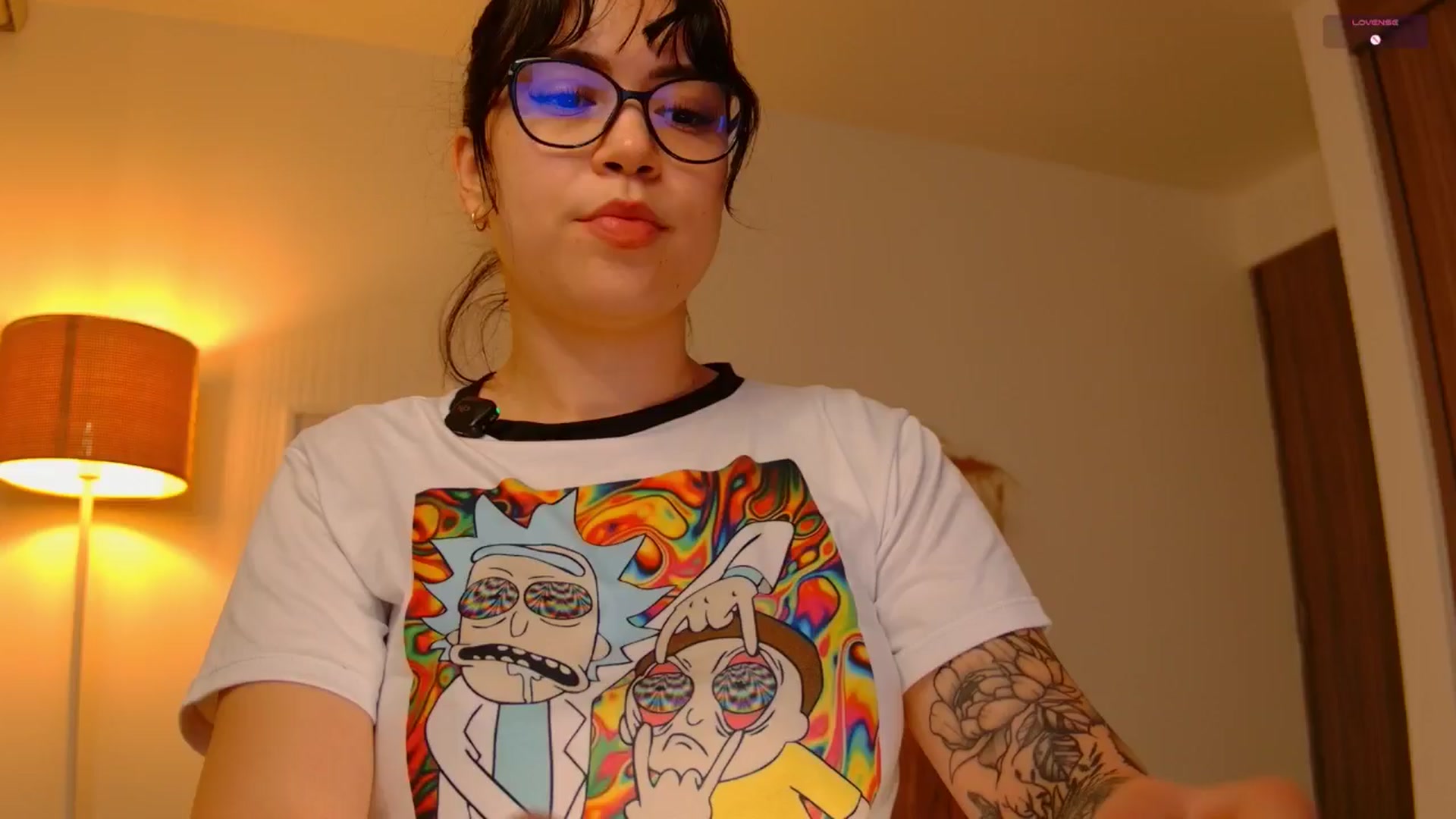 Gallery image thumbnail from angel_sweet9's myfreecams stream on, 07/06/2025, 22:50 image 12 of 20