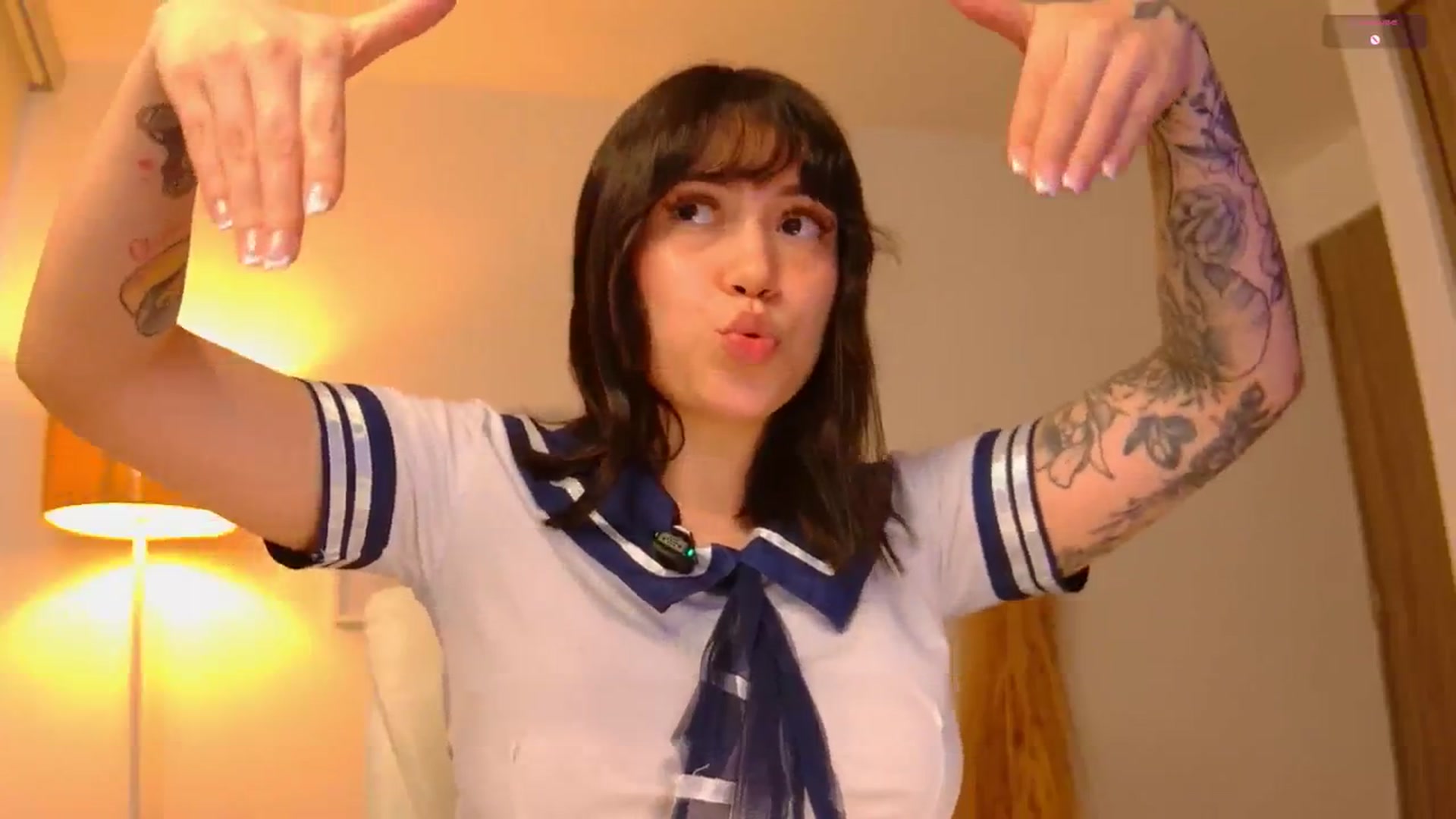 Gallery image thumbnail from angel_sweet9's myfreecams stream on, 07/12/2025, 17:13 image 18 of 20