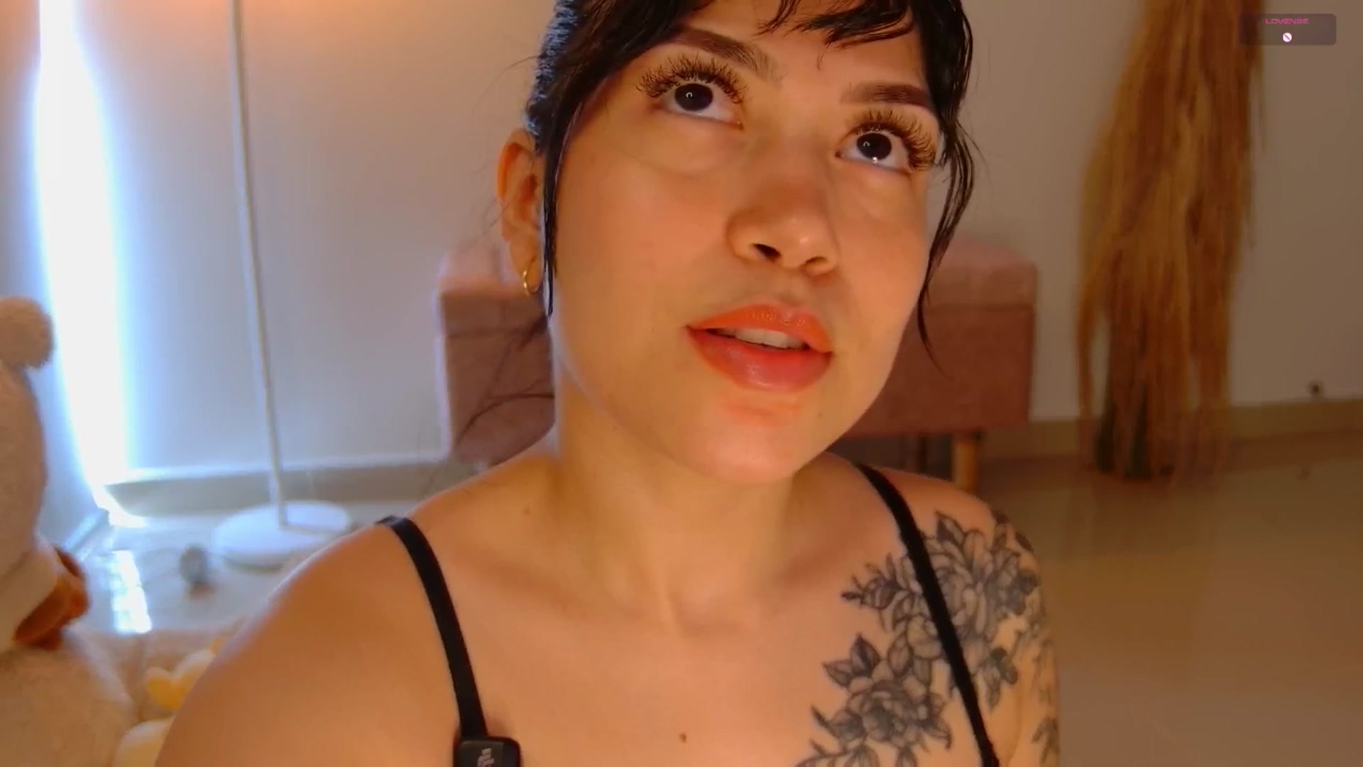 Gallery image thumbnail from angel_sweet9's myfreecams stream on, 07/18/2025, 13:40 image 17 of 20