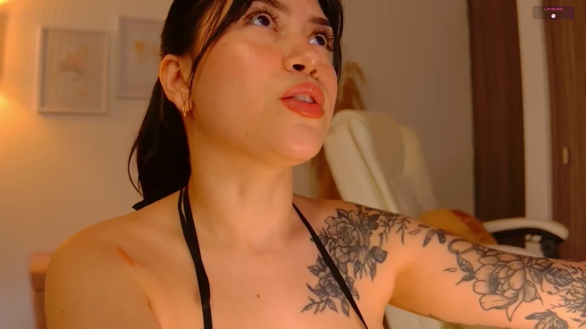 Gallery image thumbnail from angel_sweet9's myfreecams stream on, 07/24/2025, 14:21 image 17 of 20