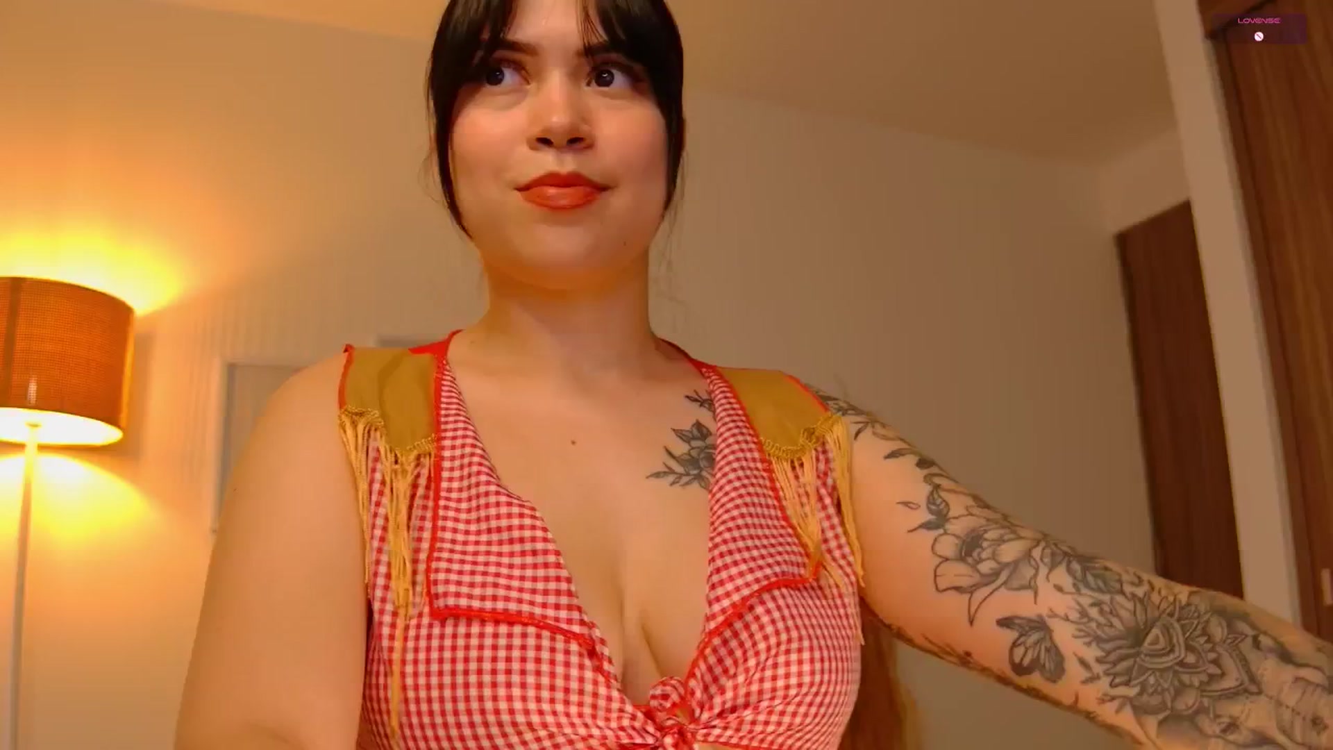Gallery image thumbnail from angel_sweet9's myfreecams stream on, 07/26/2025, 16:25 image 18 of 20