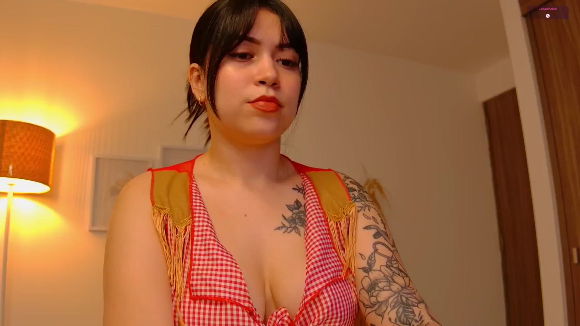 Gallery image thumbnail from angel_sweet9's myfreecams stream on, 07/26/2025, 16:25 image 15 of 20