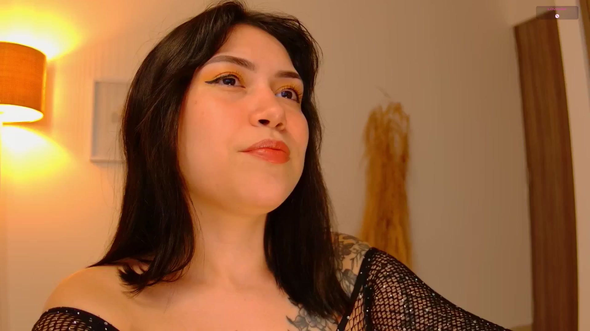 Gallery image thumbnail from angel_sweet9's myfreecams stream on, 08/04/2025, 13:48 image 9 of 20