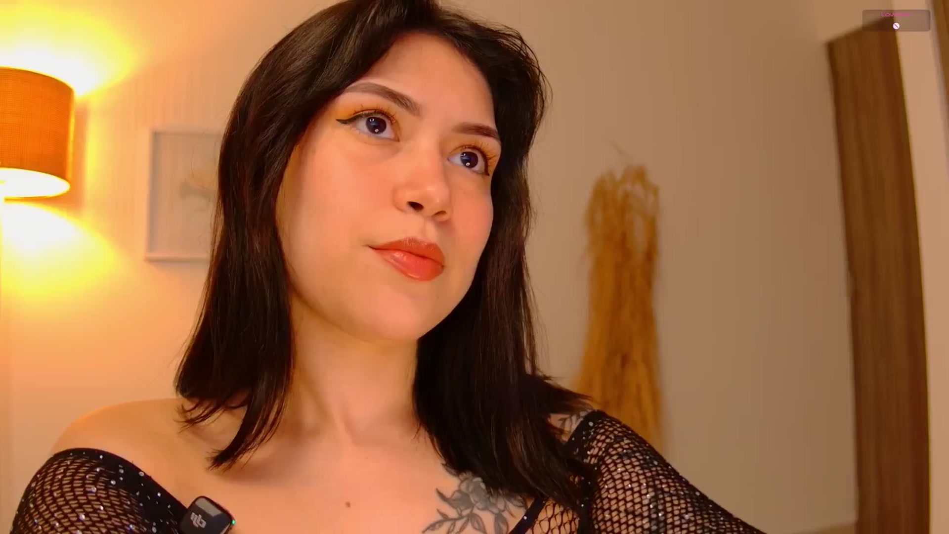 Gallery image thumbnail from angel_sweet9's myfreecams stream on, 08/04/2025, 13:48 image 8 of 20