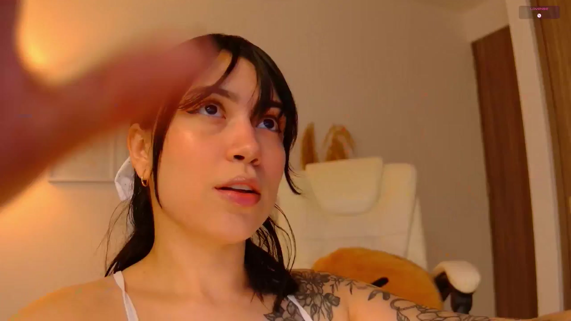 Gallery image thumbnail from angel_sweet9's myfreecams stream on, 08/08/2025, 13:19 image 8 of 20