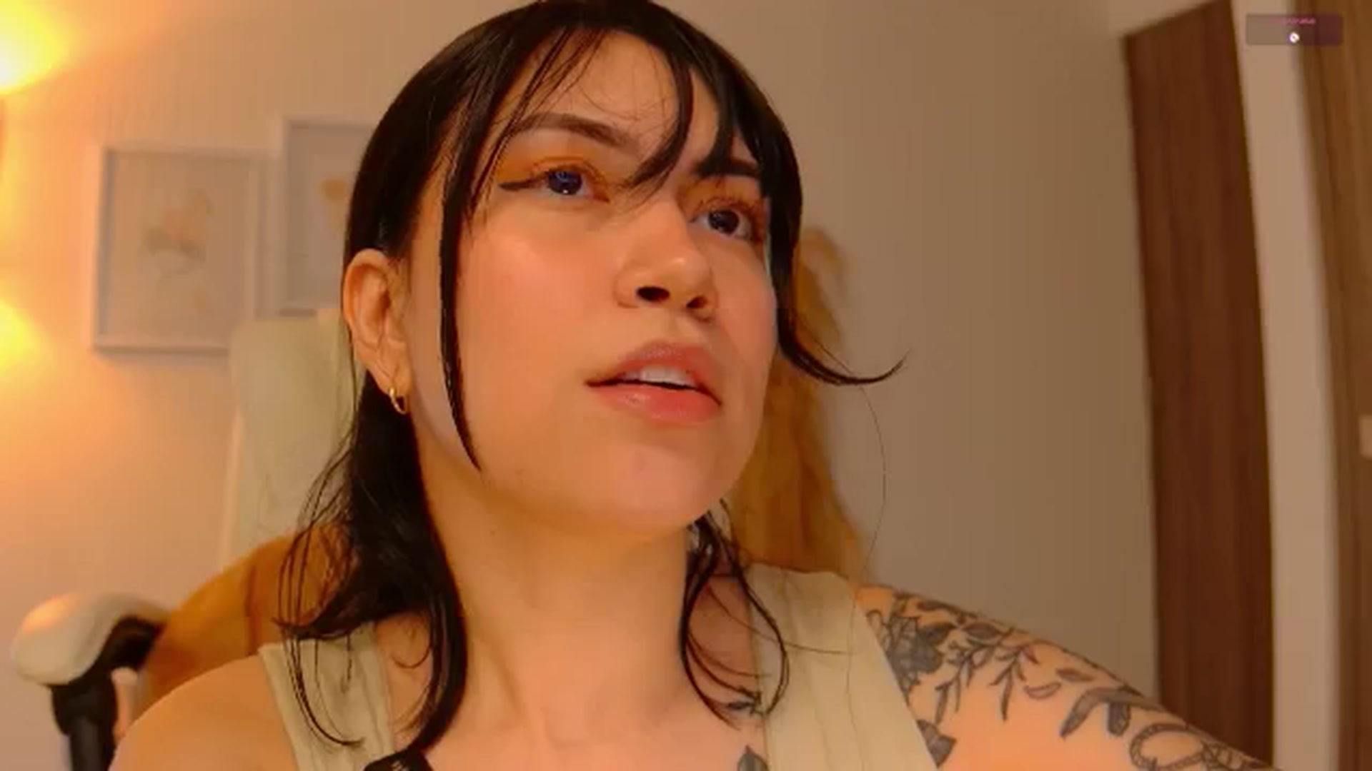 Gallery image thumbnail from angel_sweet9's myfreecams stream on, 08/08/2025, 15:08 image 20 of 20