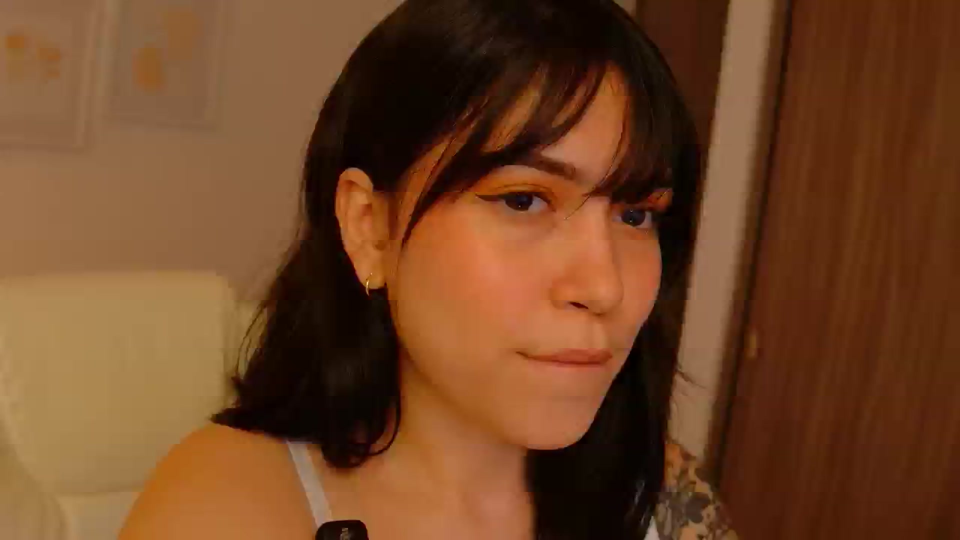 Gallery image thumbnail from angel_sweet9's myfreecams stream on, 08/11/2025, 14:47 image 7 of 20
