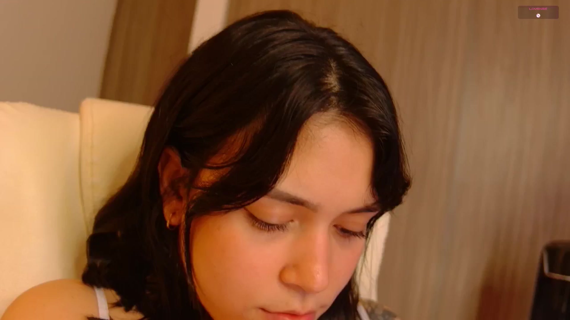 Gallery image thumbnail from angel_sweet9's myfreecams stream on, 08/18/2025, 21:12 image 12 of 20