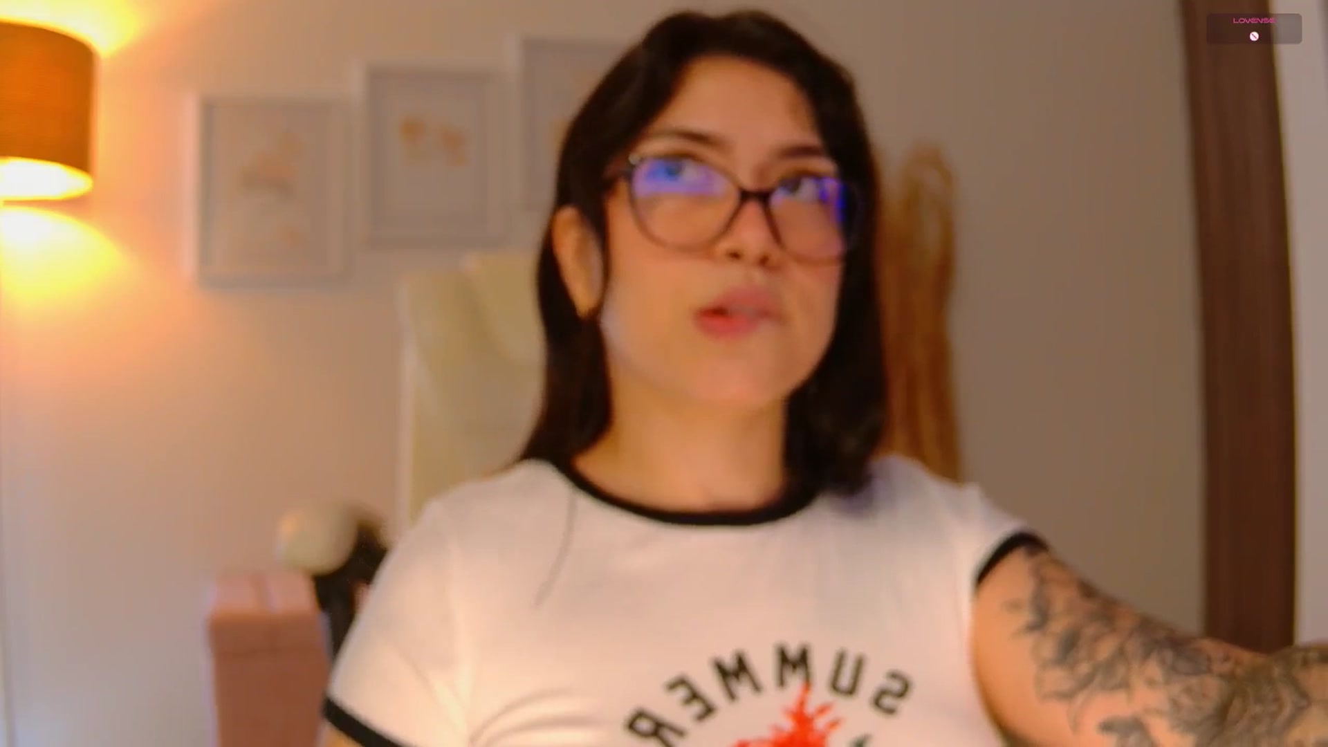 Gallery image thumbnail from angel_sweet9's myfreecams stream on, 08/20/2025, 14:32 image 8 of 20