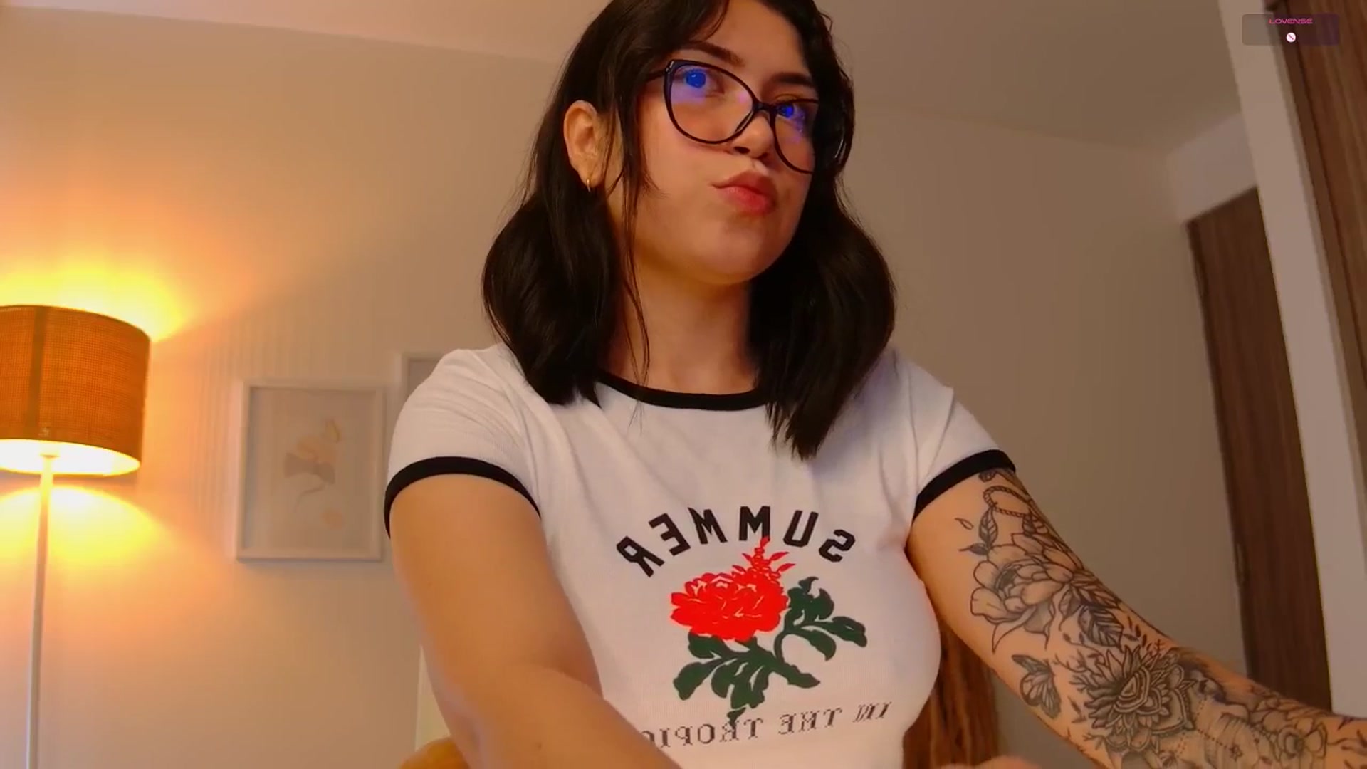 Gallery image thumbnail from angel_sweet9's myfreecams stream on, 08/20/2025, 15:15 image 2 of 20