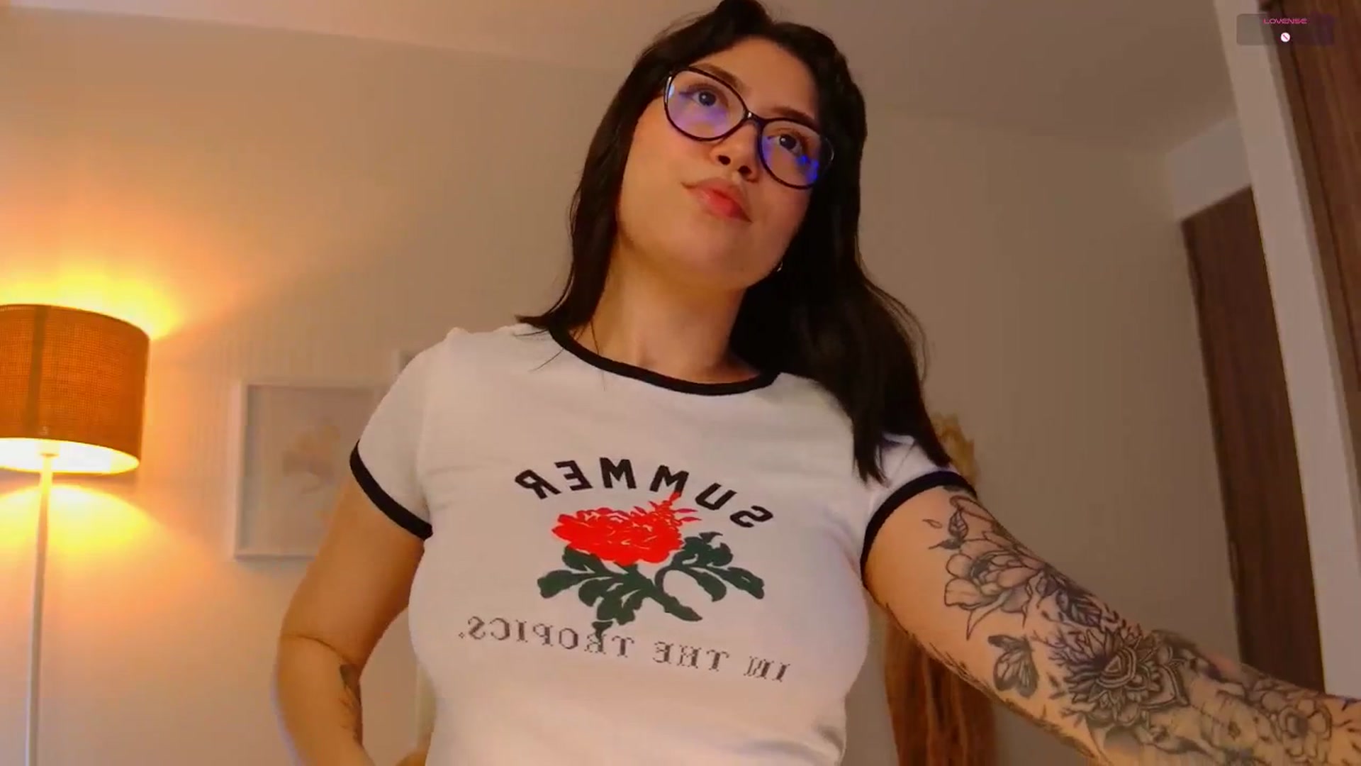 Gallery image thumbnail from angel_sweet9's myfreecams stream on, 08/20/2025, 15:15 image 3 of 20