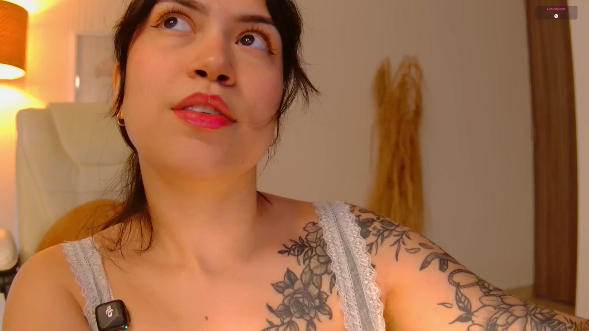 Gallery image thumbnail from angel_sweet9's myfreecams stream on, 08/25/2025, 15:49 image 9 of 20