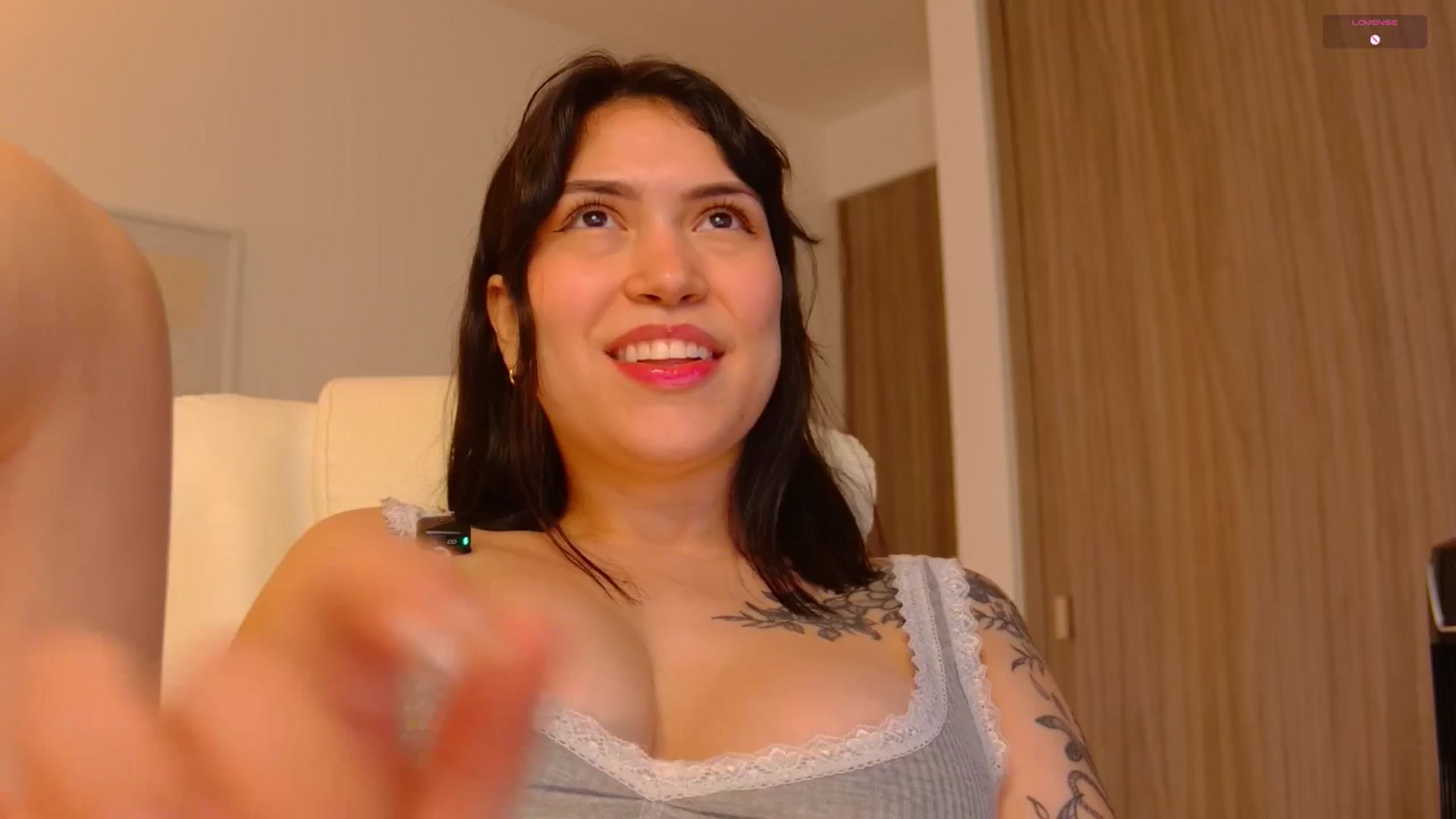 Gallery image thumbnail from angel_sweet9's myfreecams stream on, 08/25/2025, 15:49 image 18 of 20