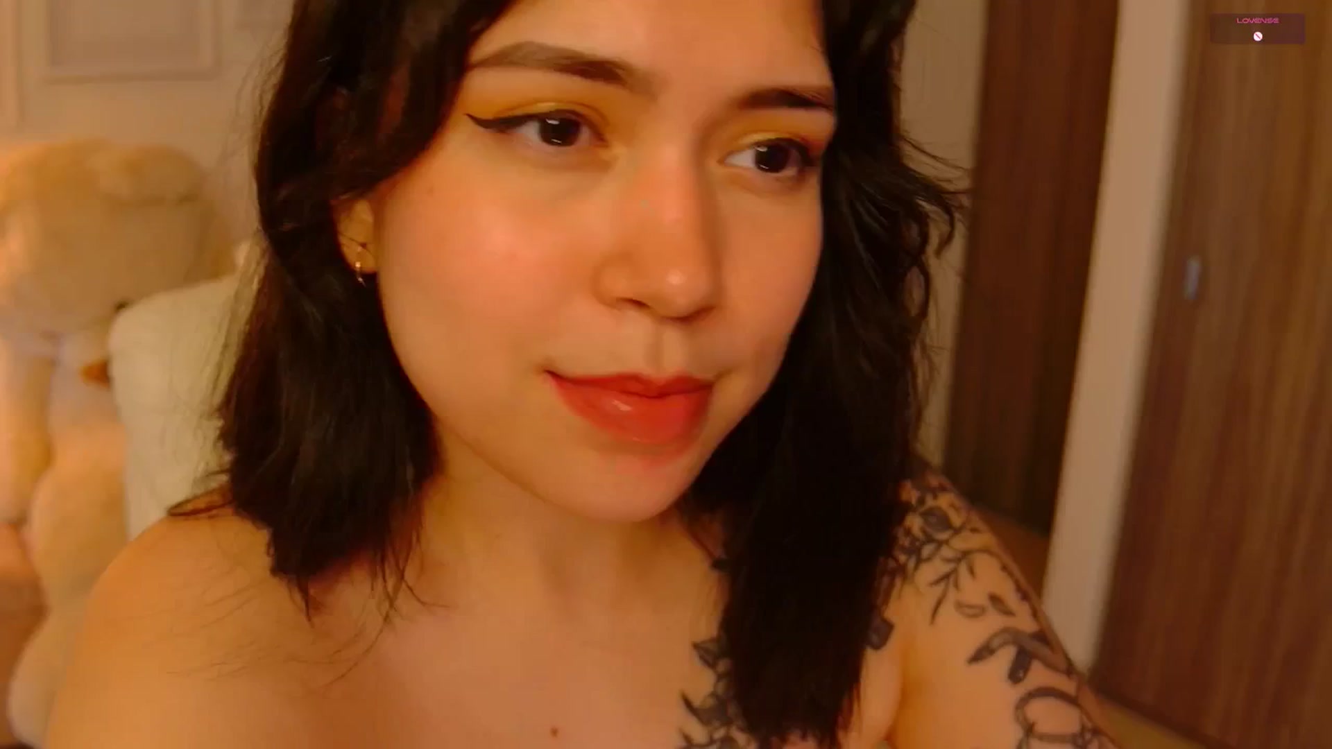 Gallery image thumbnail from angel_sweet9's myfreecams stream on, 09/01/2025, 16:16 image 16 of 20