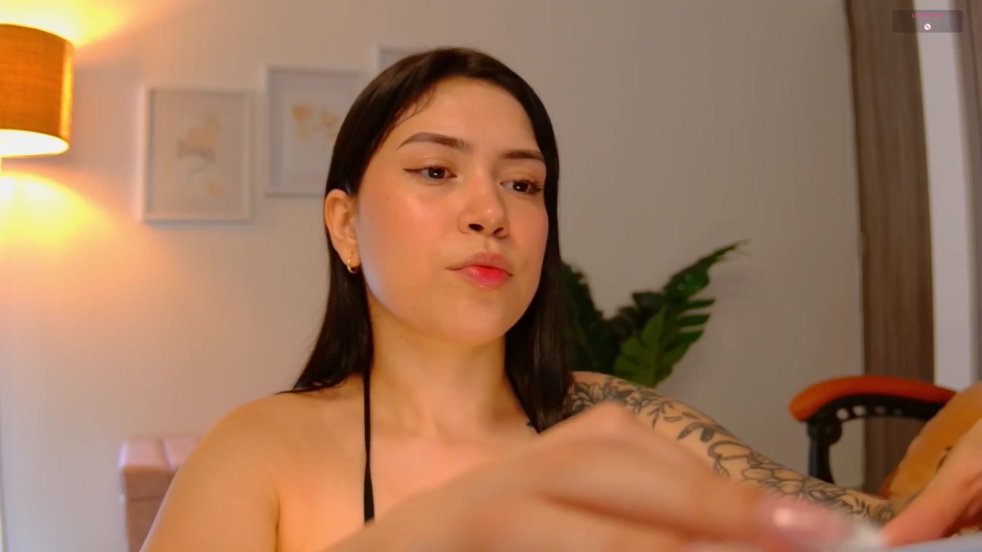 Gallery image thumbnail from angel_sweet9's myfreecams stream on, 09/19/2025, 14:44 image 20 of 20
