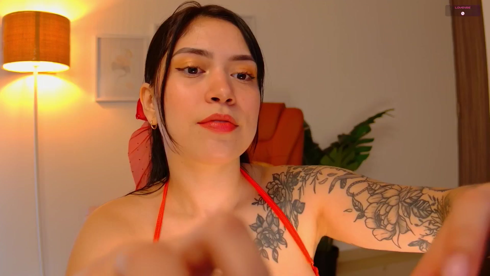 Gallery image thumbnail from angel_sweet9's myfreecams stream on, 09/23/2025, 15:35 image 7 of 20