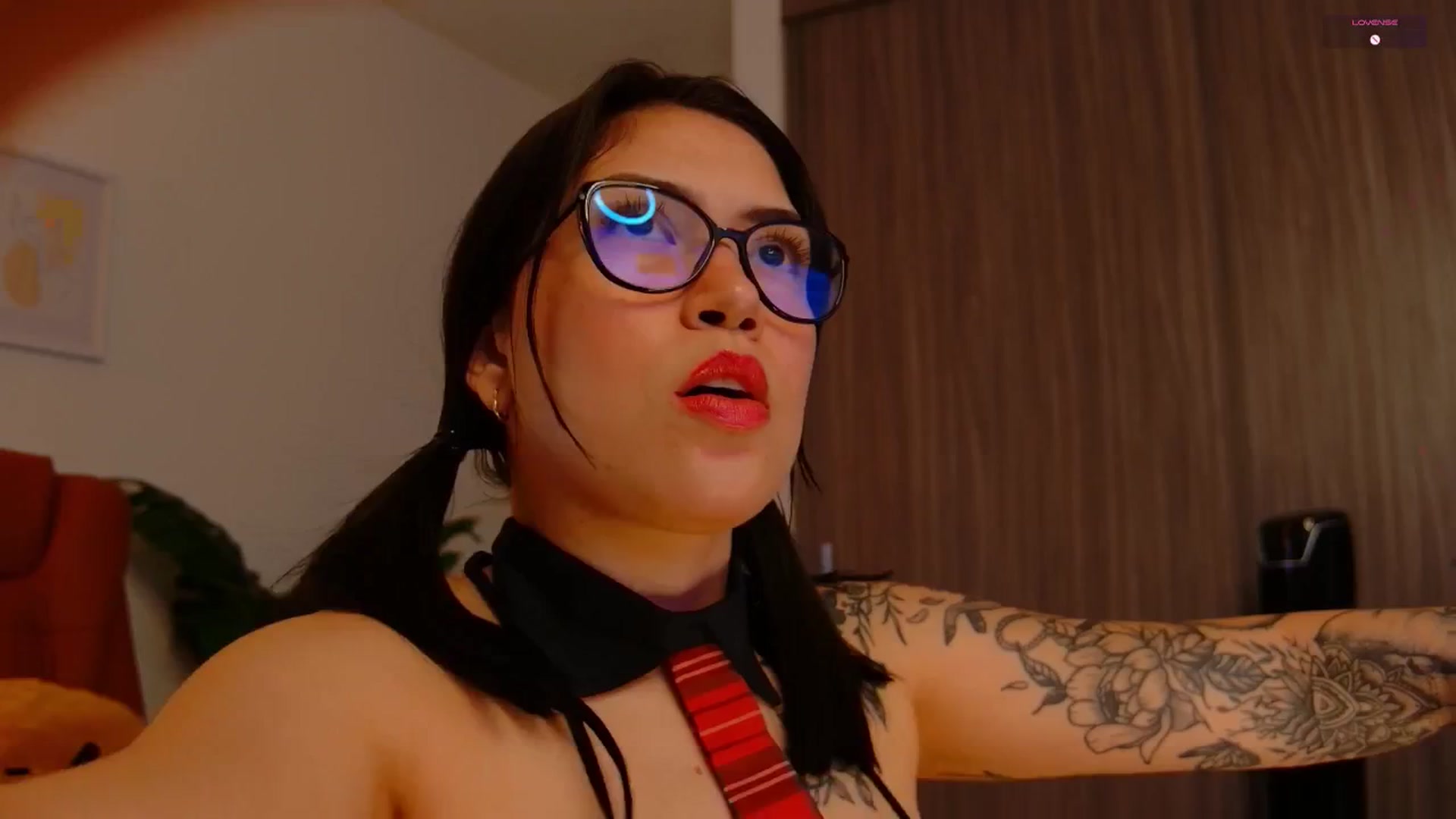 Gallery image thumbnail from angel_sweet9's myfreecams stream on, 10/13/2025, 14:11 image 17 of 20
