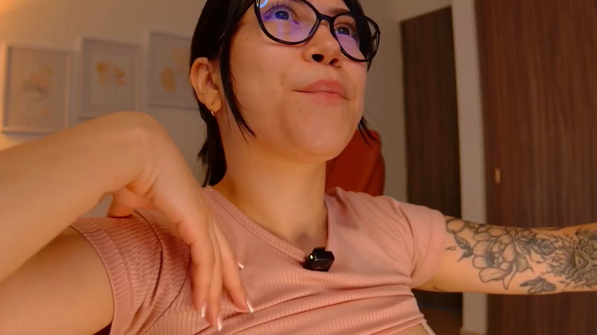 Gallery image thumbnail from angel_sweet9's myfreecams stream on, 10/21/2025, 13:56 image 20 of 20