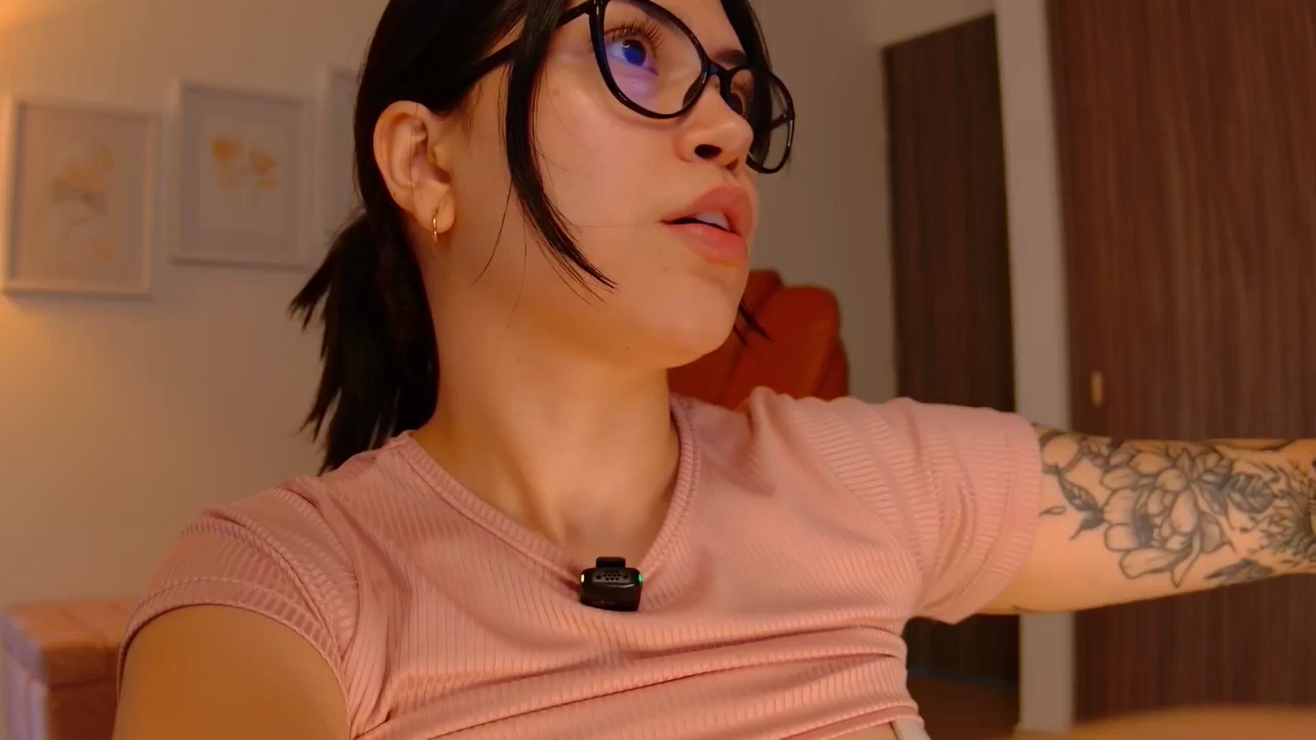 Gallery image thumbnail from angel_sweet9's myfreecams stream on, 10/21/2025, 13:56 image 19 of 20
